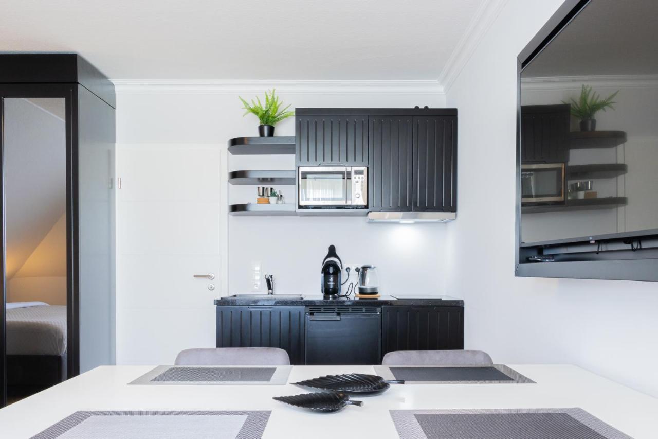 Strandnahe Ferienwohnung - Sehr Modern Und Hochwertig Eingerichtet, Inklusive Parkplatz, Gartenzugang Und Fahrradunterstellmoeglichkeit Шарбойц Экстерьер фото